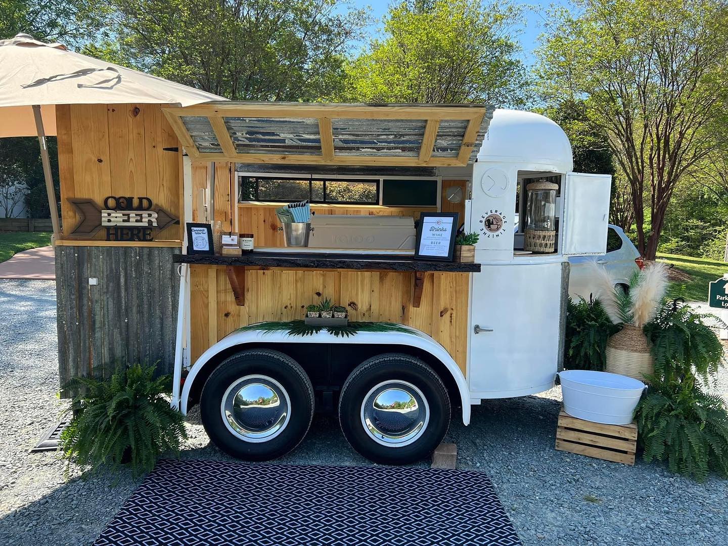 The Beverage Tin, NC Mobile Bar - Find Mobile Bars